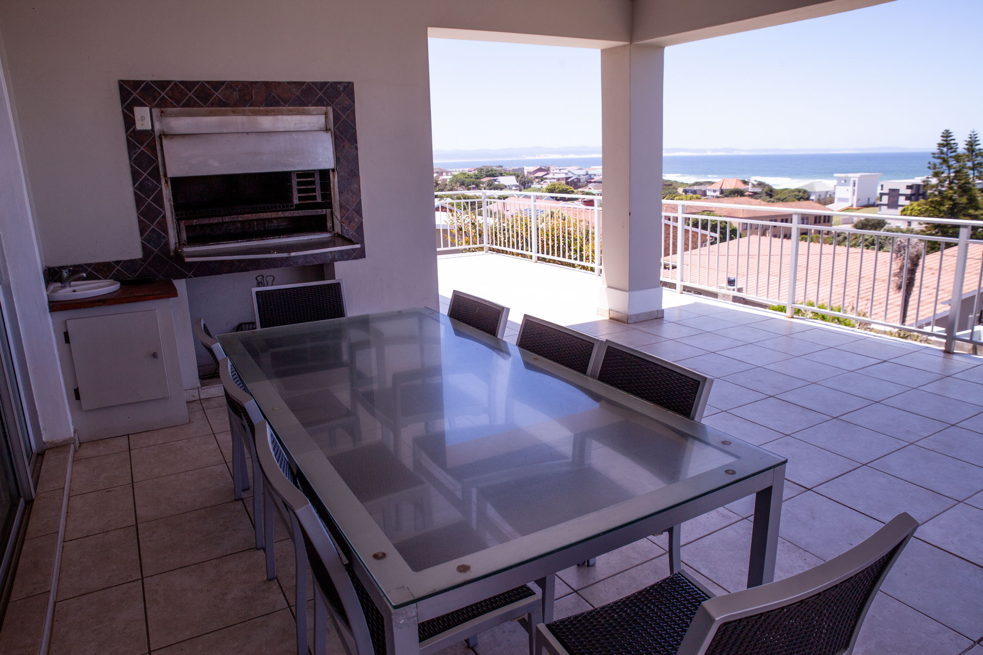 Art Muse Collective_Accommodation Jeffreys Bay_5 Day Art Retreat