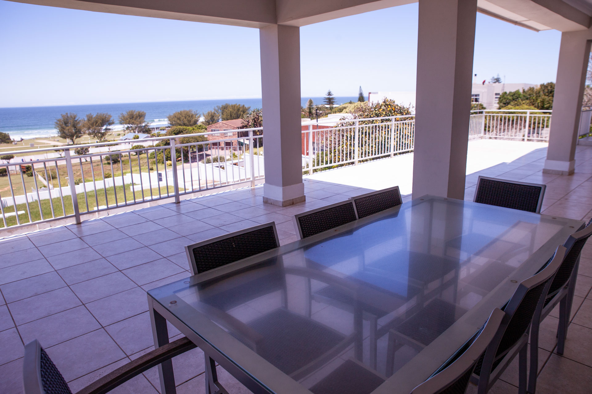 Art Muse Collective_Accommodation Jeffreys Bay_5 Day Art Retreat